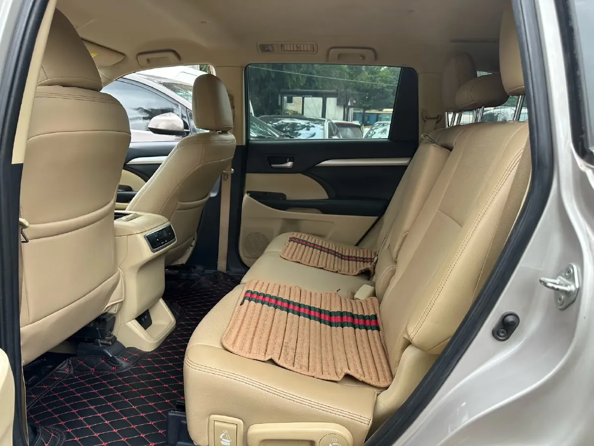 2018 Toyota Highlander 2.0T 220HP L4 6AT,autocango,china used car exporter,china ev exporter,chinese used car exporter,chinese used ev exporter