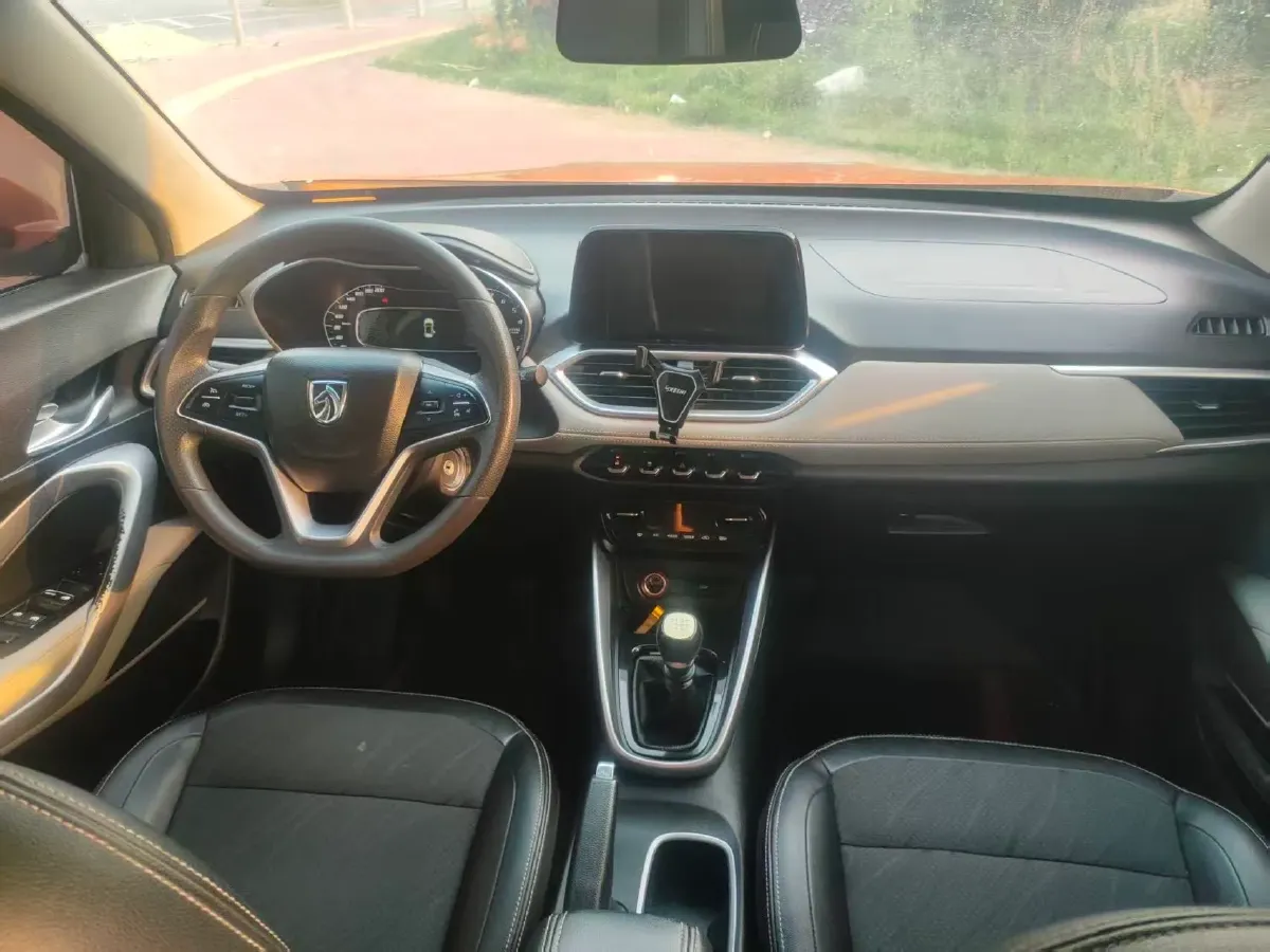 2017 BaoJun 510 1.5L 112HP L4 6MT,autocango,china used car exporter,china ev exporter,chinese used car exporter,chinese used ev exporter