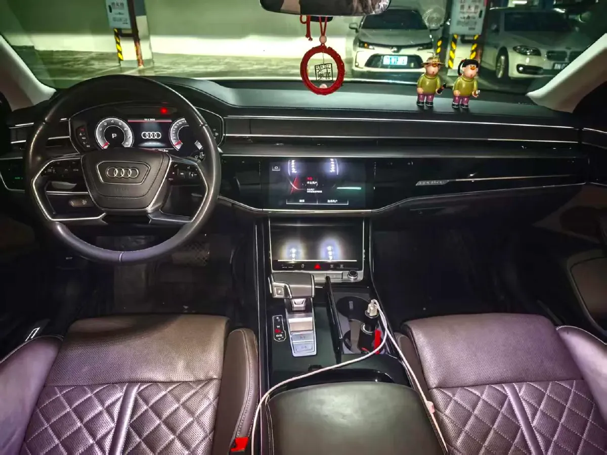 2023 Audi A8 3.0T 286HP V6 8AT,autocango,china used car exporter,china ev exporter,chinese used car exporter,chinese used ev exporter