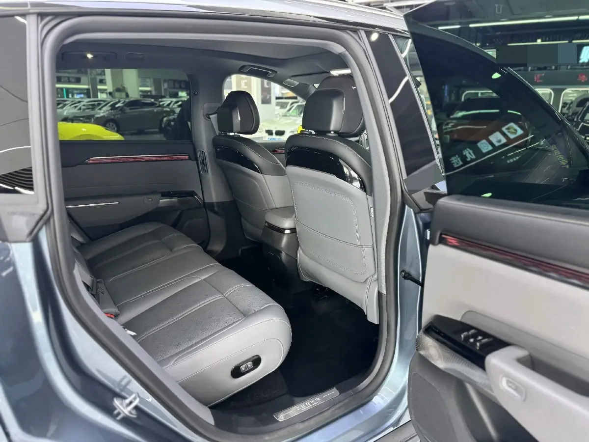 2025 Zeekr 7X BEV 100KWH,autocango,china used car exporter,china ev exporter,chinese used car exporter,chinese used ev exporter