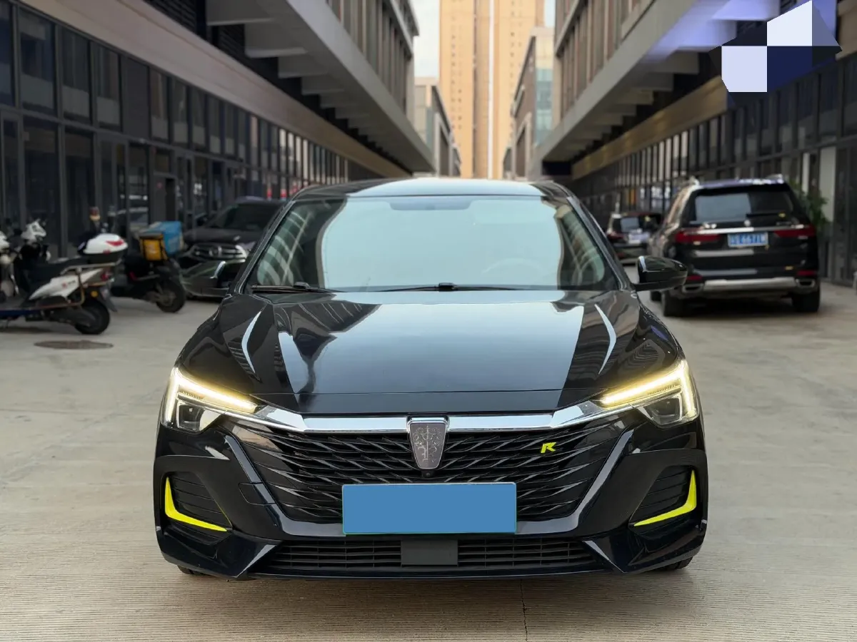 2021 Roewe i6 MAX 1.5T 169HP L4 AMT PHEV,autocango,china used car exporter,china ev exporter,chinese used car exporter,chinese used ev exporter