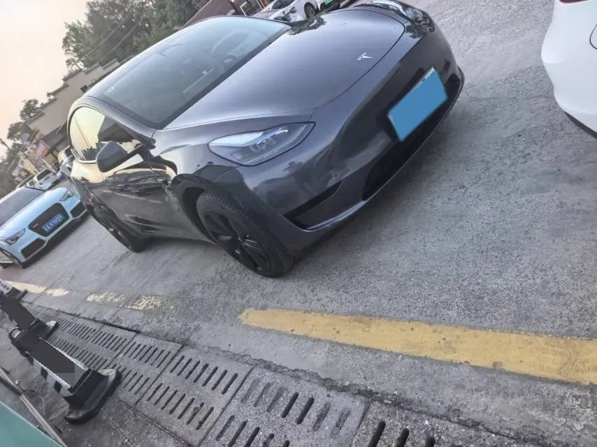 2022 Tesla Model Y BEV 60KWH,autocango,china used car exporter,china ev exporter,chinese used car exporter,chinese used ev exporter