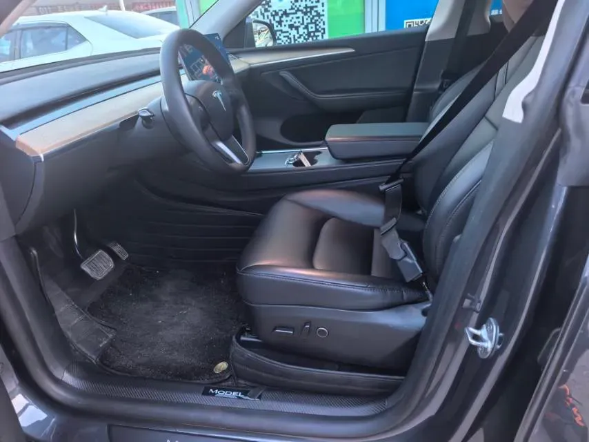 2022 Tesla Model Y BEV 60KWH,autocango,china used car exporter,china ev exporter,chinese used car exporter,chinese used ev exporter