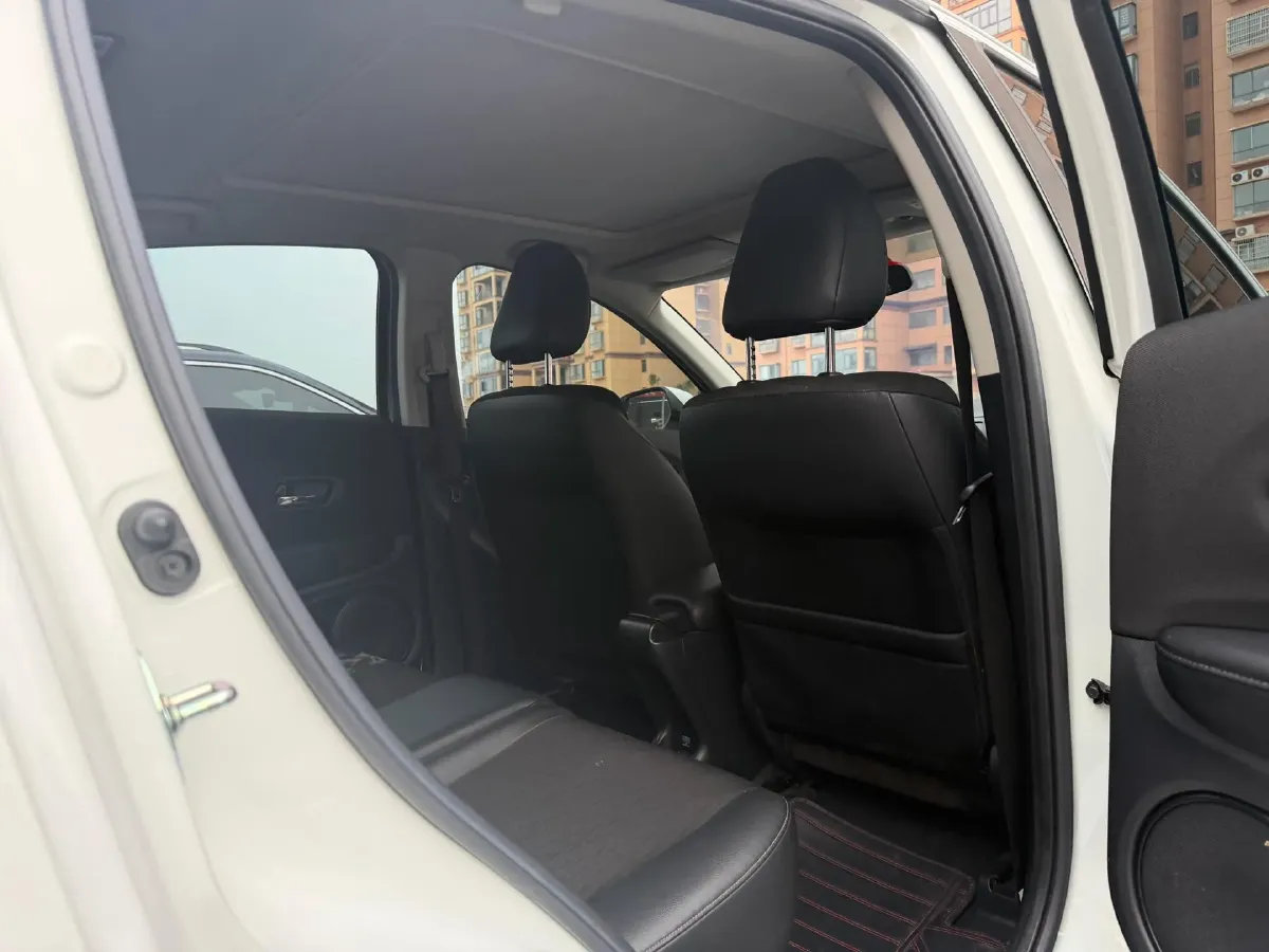 2020 Honda Vezel 1.5L 131HP L4 CVT,autocango,china used car exporter,china ev exporter,chinese used car exporter,chinese used ev exporter