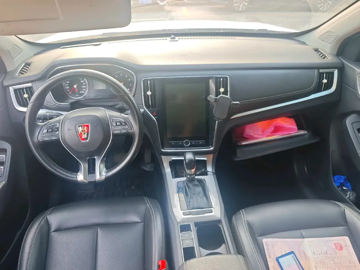 2019 Roewe i6 1.5T 169HP L4 7DCT,autocango,china used car exporter,china ev exporter,chinese used car exporter,chinese used ev exporter
