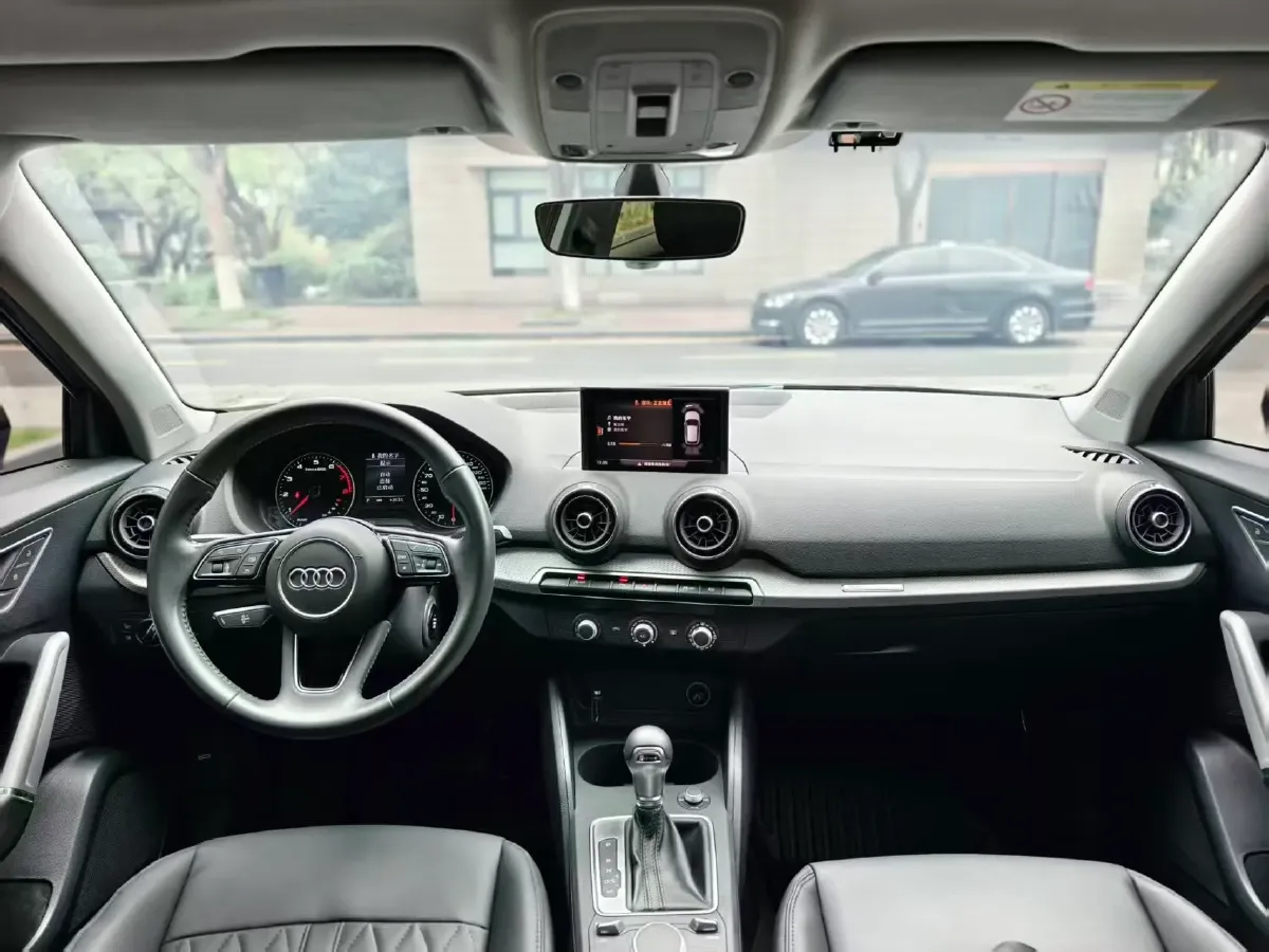 2021 Audi Q2L 1.4T 150HP L4 7DCT,autocango,china used car exporter,china ev exporter,chinese used car exporter,chinese used ev exporter