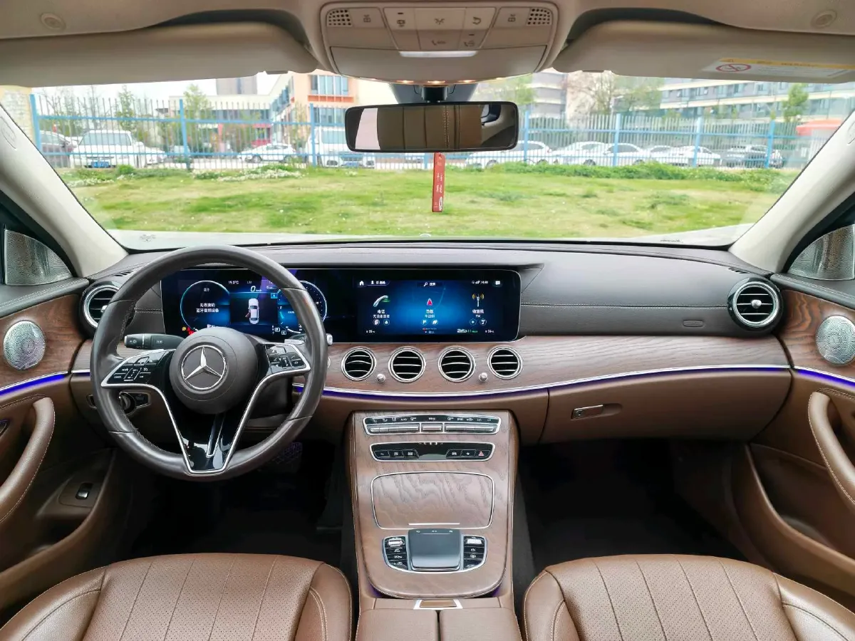2022 Mercedes-Benz E Class 2.0T 258HP L4 9AT,autocango,china used car exporter,china ev exporter,chinese used car exporter,chinese used ev exporter
