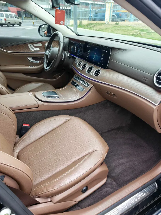 2022 Mercedes-Benz E Class 2.0T 258HP L4 9AT,autocango,china used car exporter,china ev exporter,chinese used car exporter,chinese used ev exporter