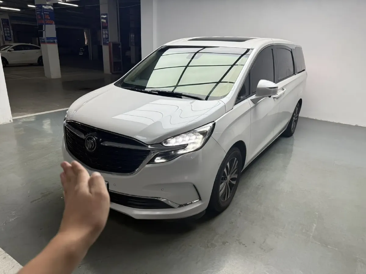 2021 Buick GL8 2.0T 237HP L4 9AT,autocango,china used car exporter,china ev exporter,chinese used car exporter,chinese used ev exporter