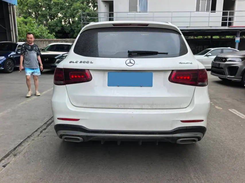 2020 Mercedes-Benz GLC Class 2.0T 258HP L4 9AT,autocango,china used car exporter,china ev exporter,chinese used car exporter,chinese used ev exporter
