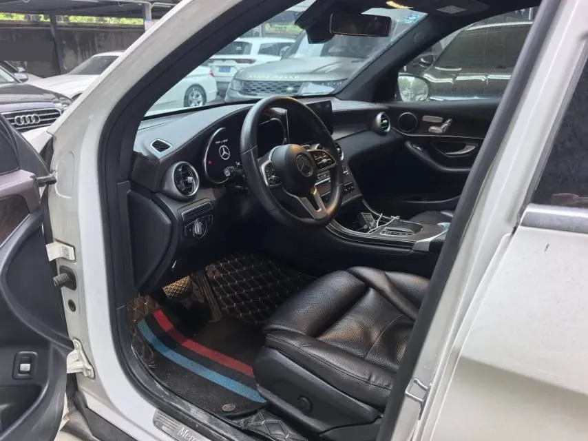 2020 Mercedes-Benz GLC Class 2.0T 258HP L4 9AT,autocango,china used car exporter,china ev exporter,chinese used car exporter,chinese used ev exporter