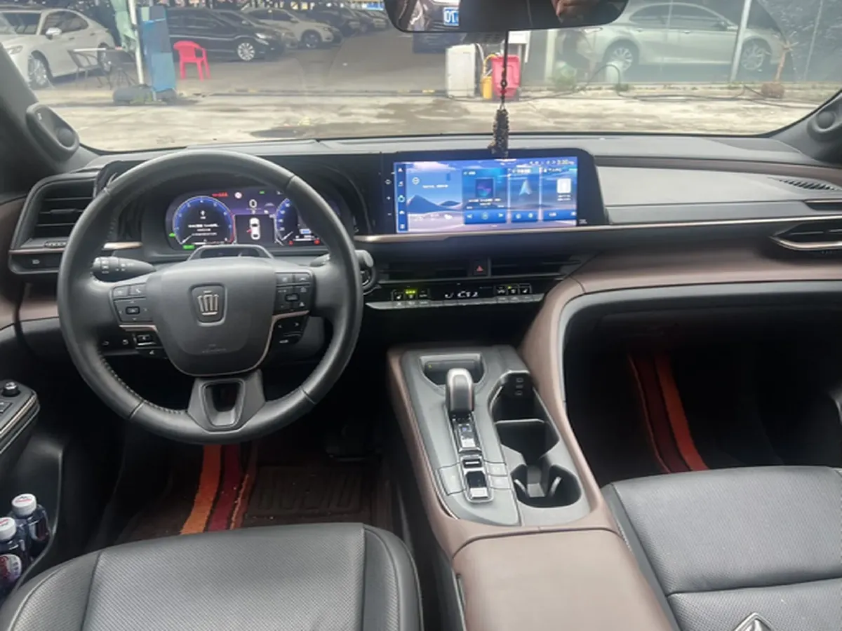 2023 Toyota CrownSportCross 2.5L 185HP L4 E-CVT Hybrid,autocango,china used car exporter,china ev exporter,chinese used car exporter,chinese used ev exporter