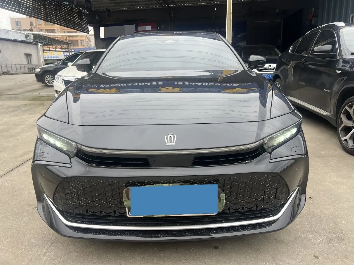 2023 Toyota CrownSportCross 2.5L 185HP L4 E-CVT Hybrid,autocango,china used car exporter,china ev exporter,chinese used car exporter,chinese used ev exporter