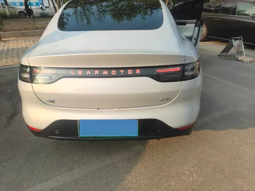 2023 Leapmotor C01 1.5L 95HP L4 REEV 43.7KWH,autocango,china used car exporter,china ev exporter,chinese used car exporter,chinese used ev exporter