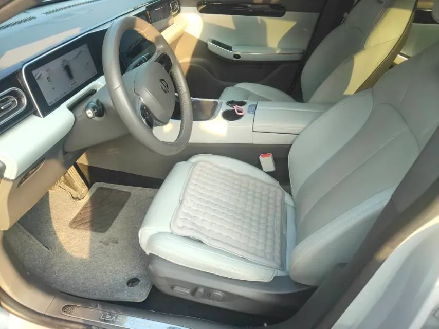 2023 Leapmotor C01 1.5L 95HP L4 REEV 43.7KWH,autocango,china used car exporter,china ev exporter,chinese used car exporter,chinese used ev exporter
