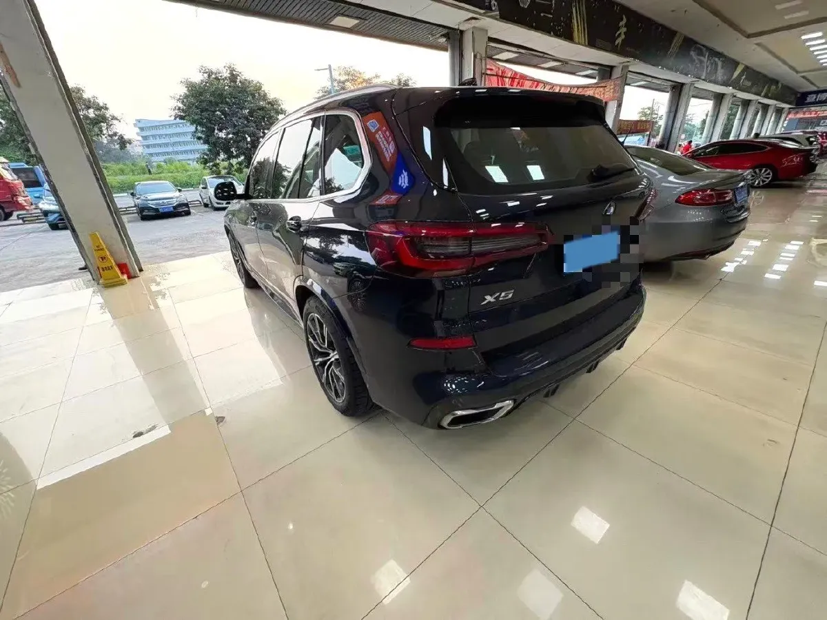 2021 BMW X5 3.0T 340HP L6 8AT,autocango,china used car exporter,china ev exporter,chinese used car exporter,chinese used ev exporter
