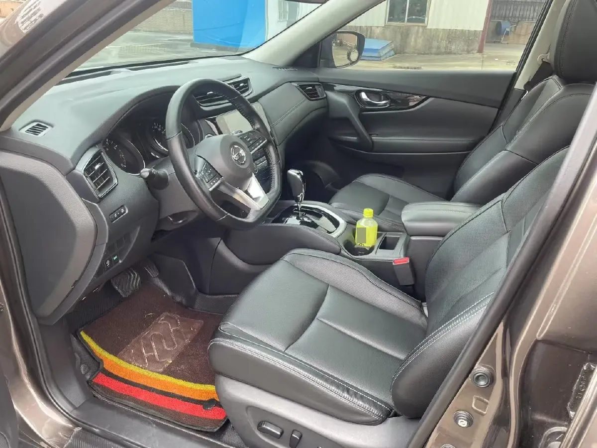 2021 Nissan X-Trail 2.0L 151HP L4 CVT,autocango,china used car exporter,china ev exporter,chinese used car exporter,chinese used ev exporter