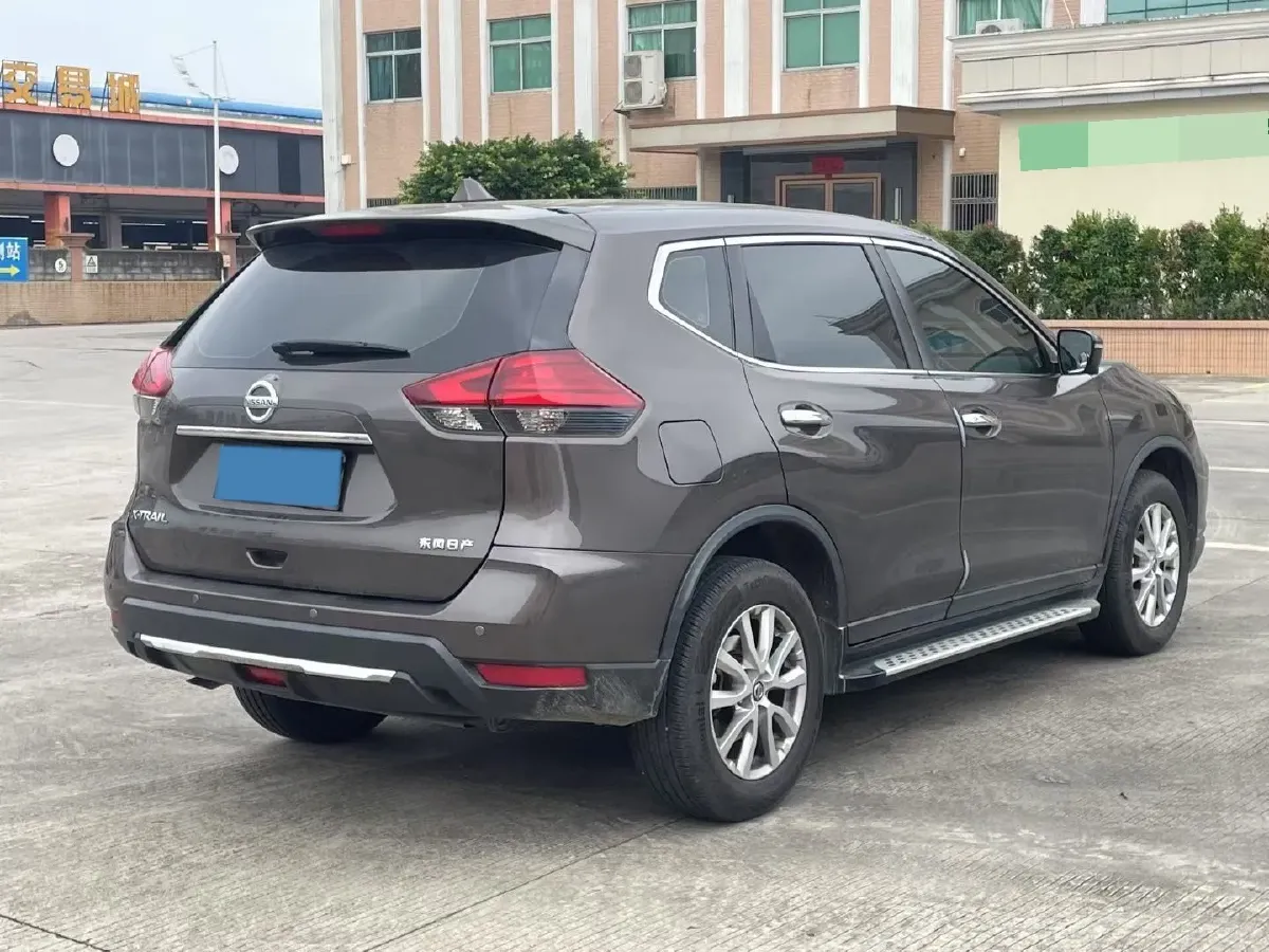 2021 Nissan X-Trail 2.0L 151HP L4 CVT,autocango,china used car exporter,china ev exporter,chinese used car exporter,chinese used ev exporter