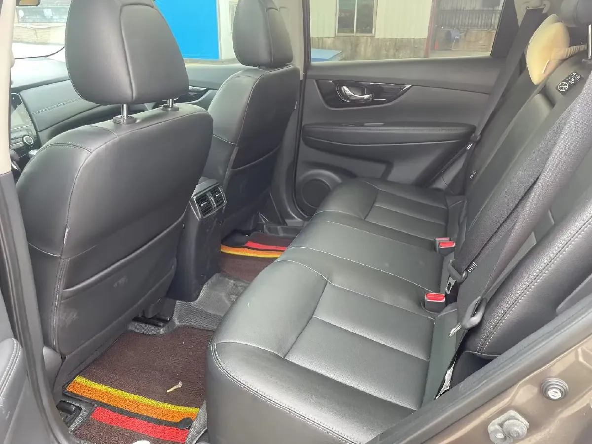 2021 Nissan X-Trail 2.0L 151HP L4 CVT,autocango,china used car exporter,china ev exporter,chinese used car exporter,chinese used ev exporter
