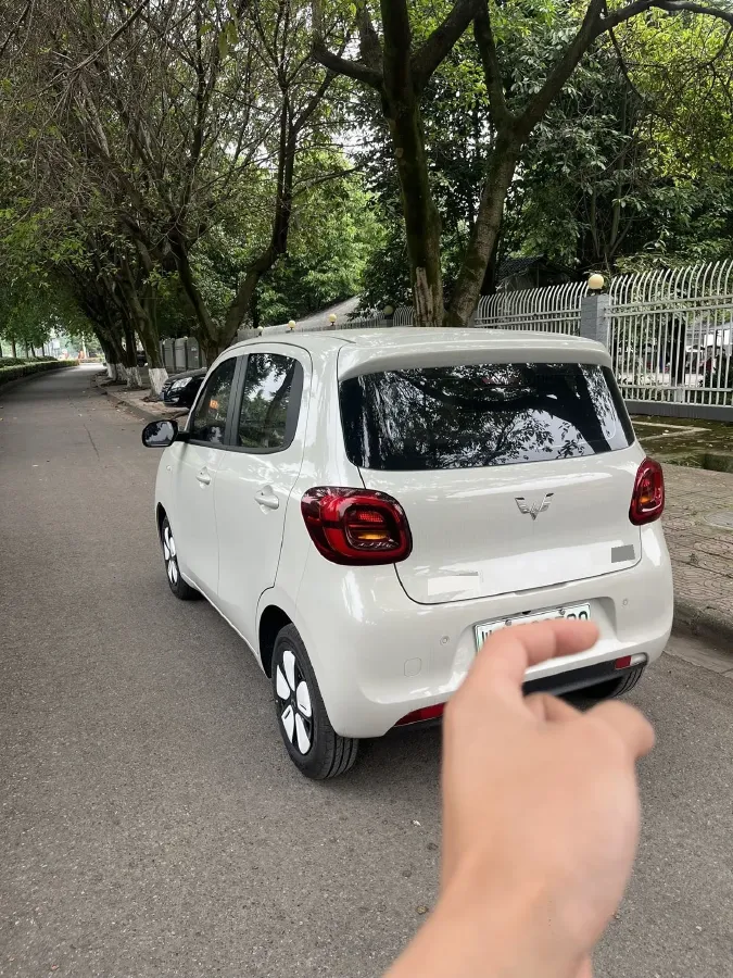 2025 WuLing HongGuang MINI EV BEV 16.2KWH,autocango,china used car exporter,china ev exporter,chinese used car exporter,chinese used ev exporter