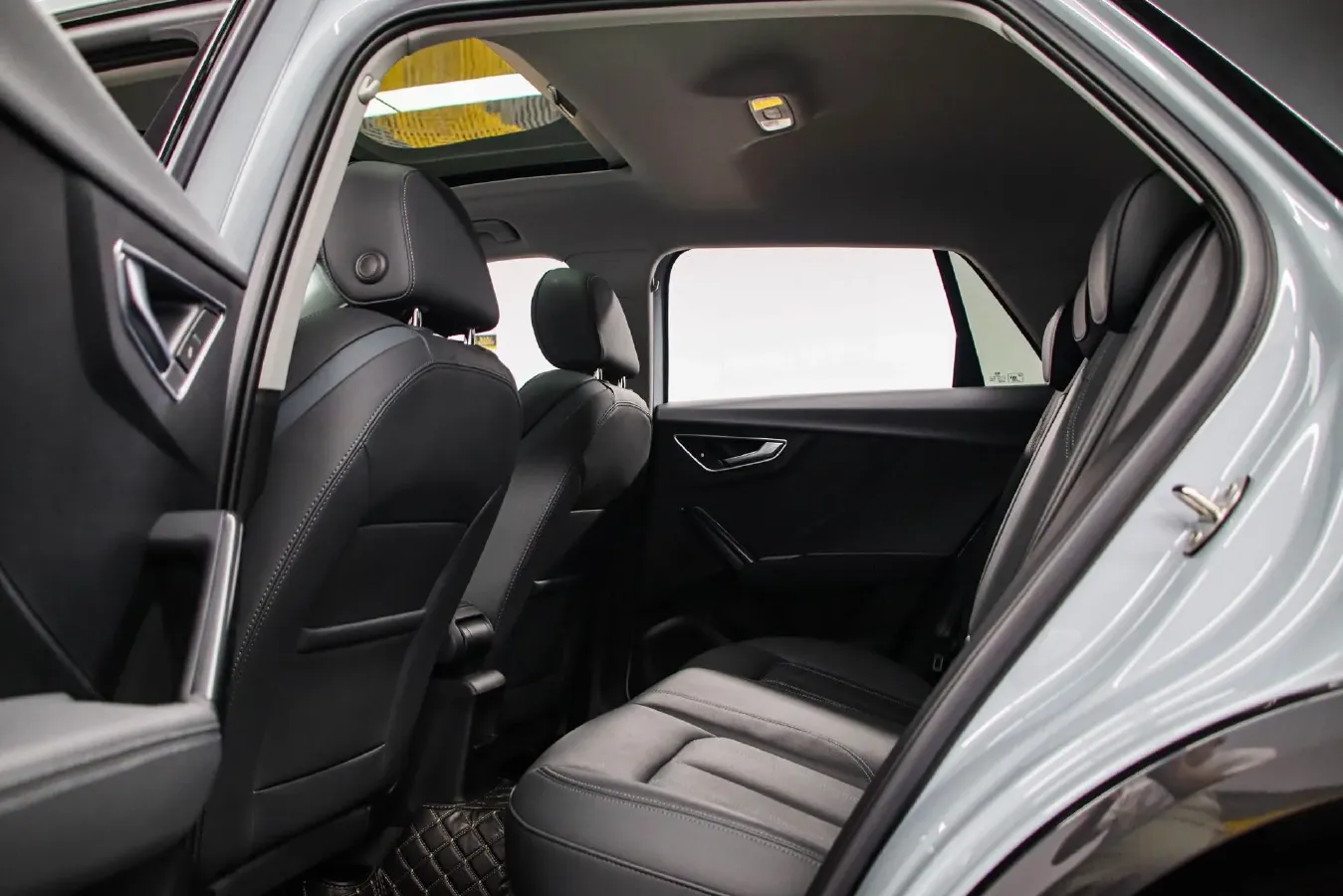 2022 Audi Q2L 1.4T 150HP L4 7DCT,autocango,china used car exporter,china ev exporter,chinese used car exporter,chinese used ev exporter