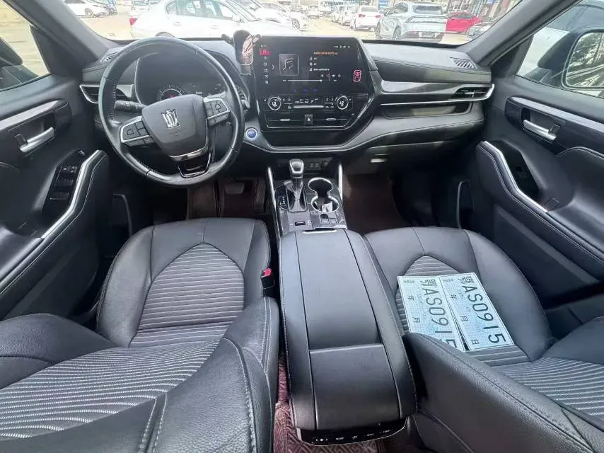 2021 Toyota Crown Kluger 2.5L 192HP L4 E-CVT Hybrid,autocango,china used car exporter,china ev exporter,chinese used car exporter,chinese used ev exporter