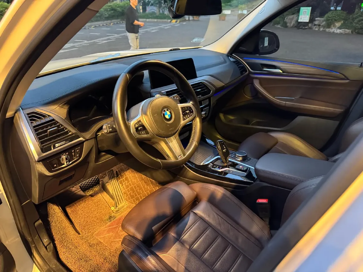 2020 BMW X3 2.0T 224HP L4 8AT,autocango,china used car exporter,china ev exporter,chinese used car exporter,chinese used ev exporter