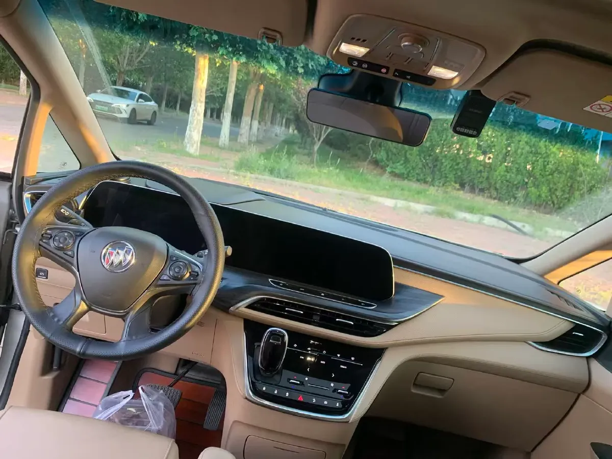 2021 Buick GL8 2.0T 237HP L4 9AT,autocango,china used car exporter,china ev exporter,chinese used car exporter,chinese used ev exporter