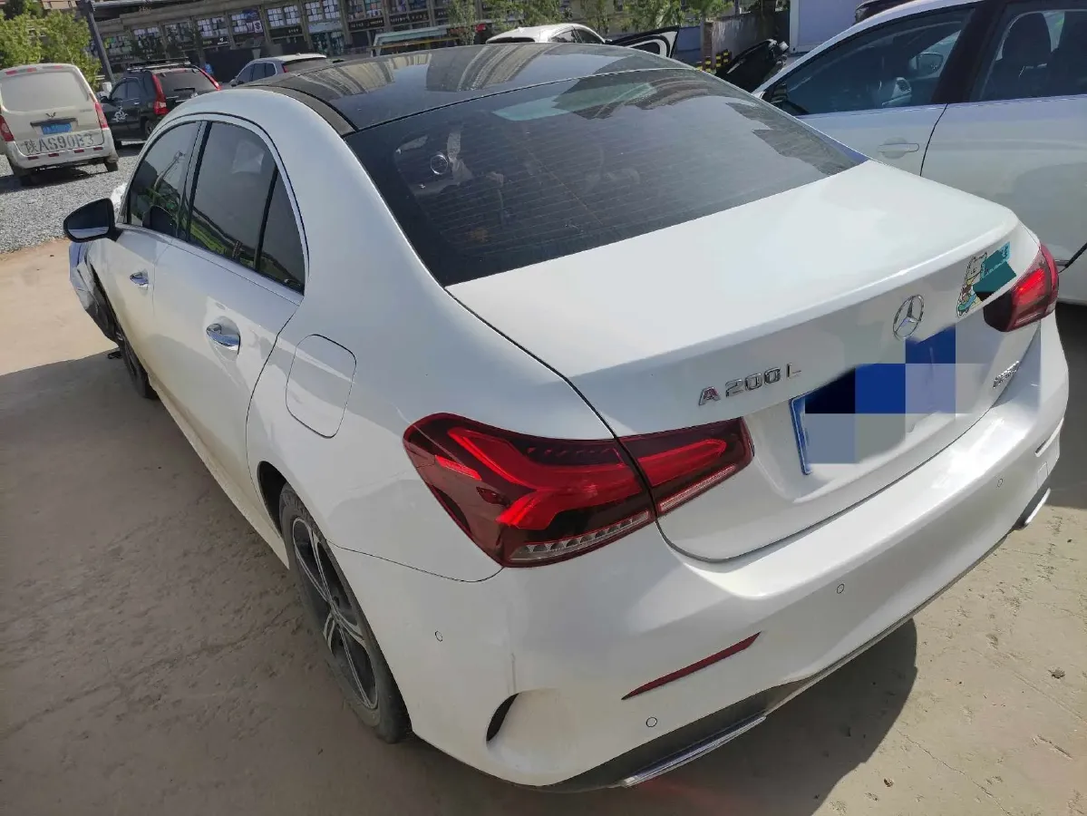 2022 Mercedes-Benz A Class 1.3T 163HP L4 7DCT,autocango,china used car exporter,china ev exporter,chinese used car exporter,chinese used ev exporter