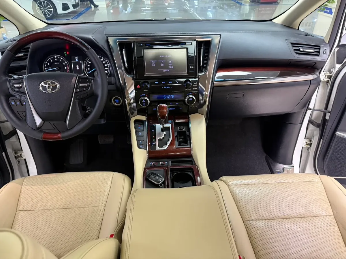 2018 Toyota Alphard 3.5L 275HP V6 6AT,autocango,china used car exporter,china ev exporter,chinese used car exporter,chinese used ev exporter