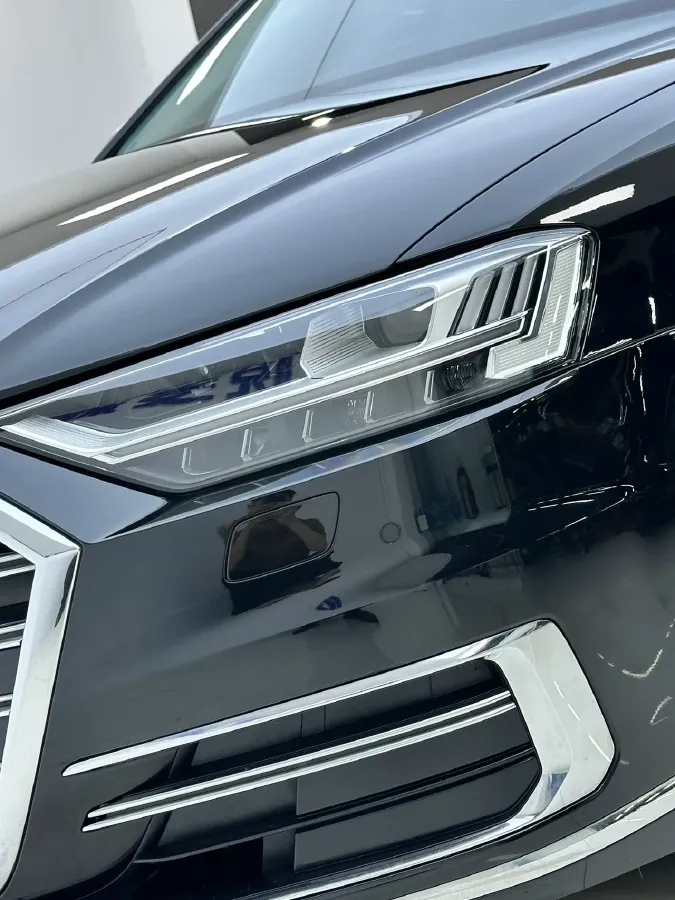 2021 Audi A8 3.0T 340HP V6 8AT,autocango,china used car exporter,china ev exporter,chinese used car exporter,chinese used ev exporter