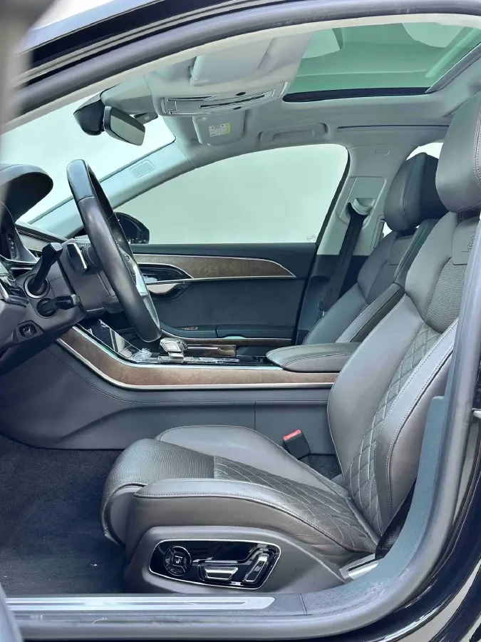 2021 Audi A8 3.0T 340HP V6 8AT,autocango,china used car exporter,china ev exporter,chinese used car exporter,chinese used ev exporter