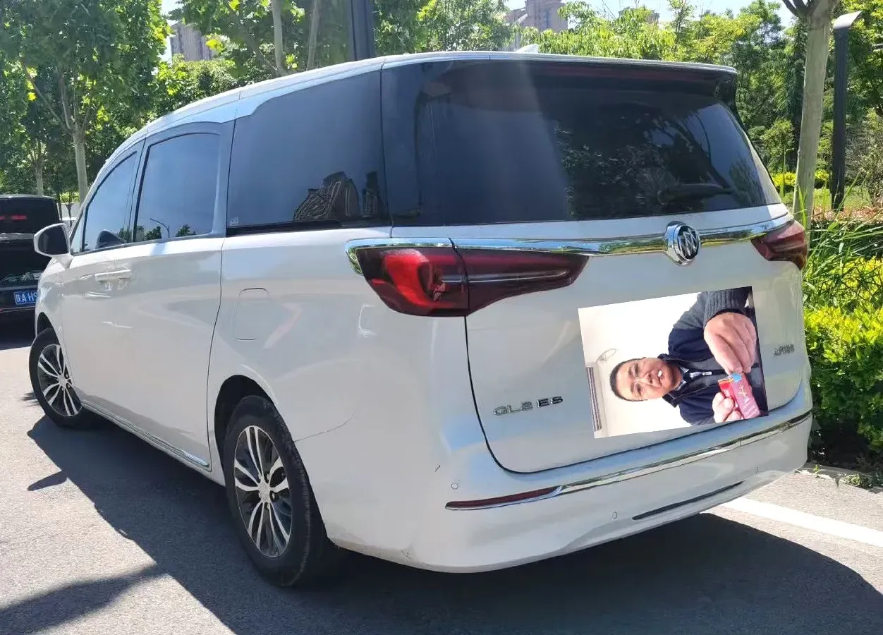2023 Buick GL8 2.0T 237HP L4 9AT,autocango,china used car exporter,china ev exporter,chinese used car exporter,chinese used ev exporter