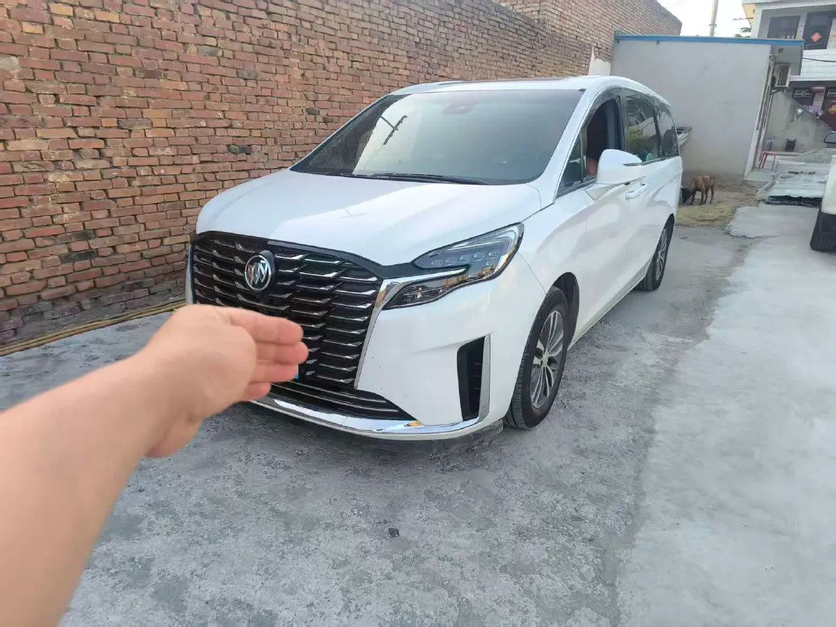 2023 Buick GL8 2.0T 237HP L4 9AT,autocango,china used car exporter,china ev exporter,chinese used car exporter,chinese used ev exporter