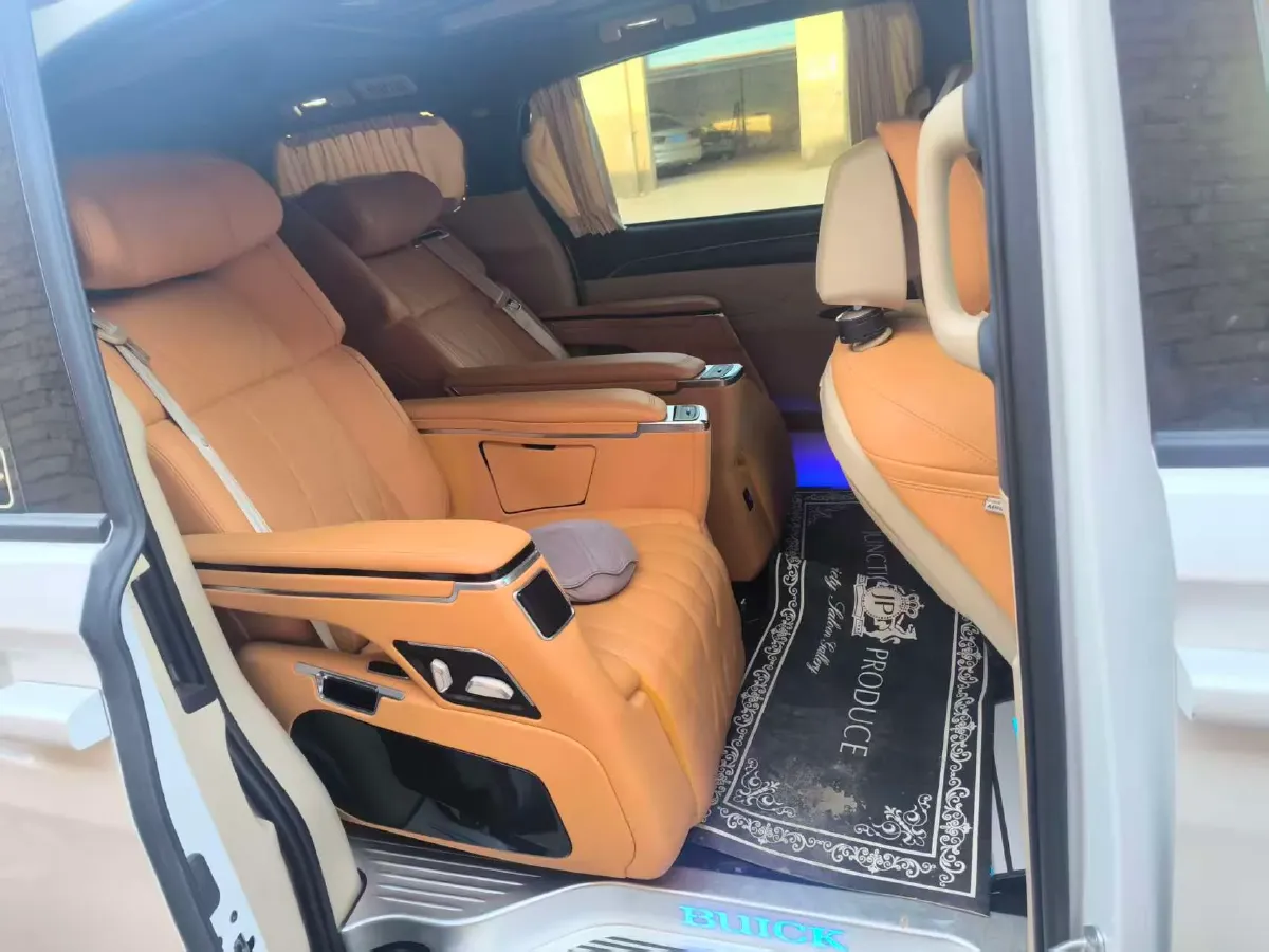 2023 Buick GL8 2.0T 237HP L4 9AT,autocango,china used car exporter,china ev exporter,chinese used car exporter,chinese used ev exporter