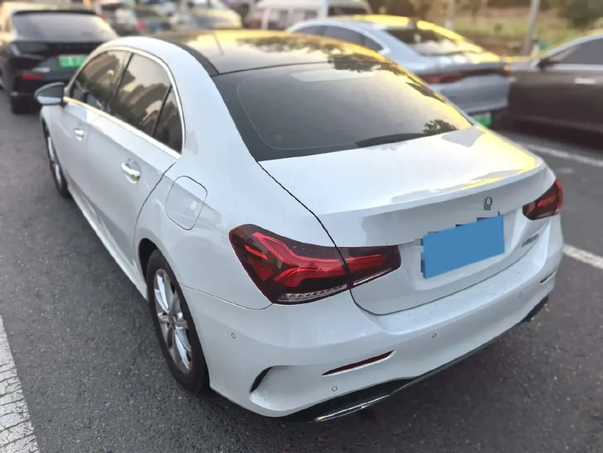 2021 Mercedes-Benz A Class 1.3T 163HP L4 7DCT,autocango,china used car exporter,china ev exporter,chinese used car exporter,chinese used ev exporter