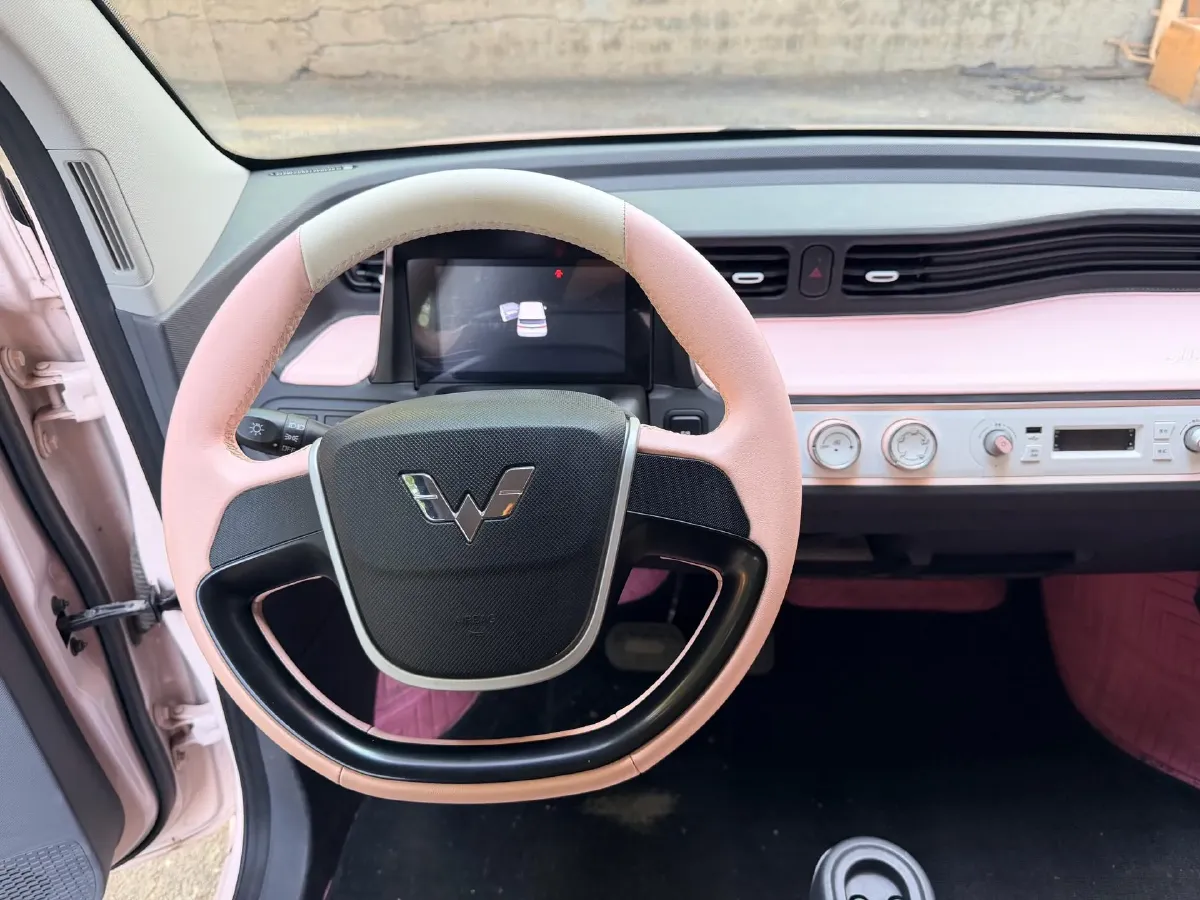 2022 WuLing HongGuang MINI EV BEV 9KWH,autocango,china used car exporter,china ev exporter,chinese used car exporter,chinese used ev exporter
