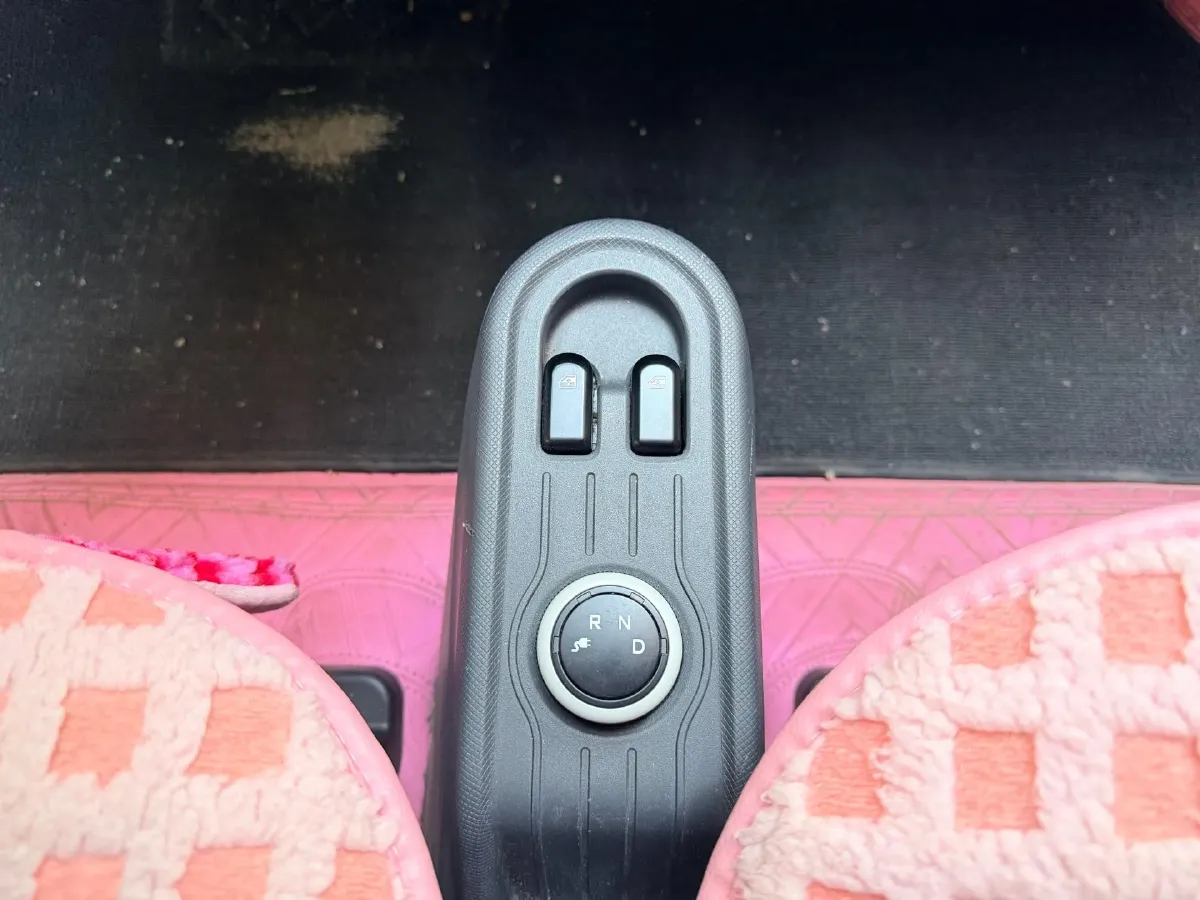 2022 WuLing HongGuang MINI EV BEV 9KWH,autocango,china used car exporter,china ev exporter,chinese used car exporter,chinese used ev exporter