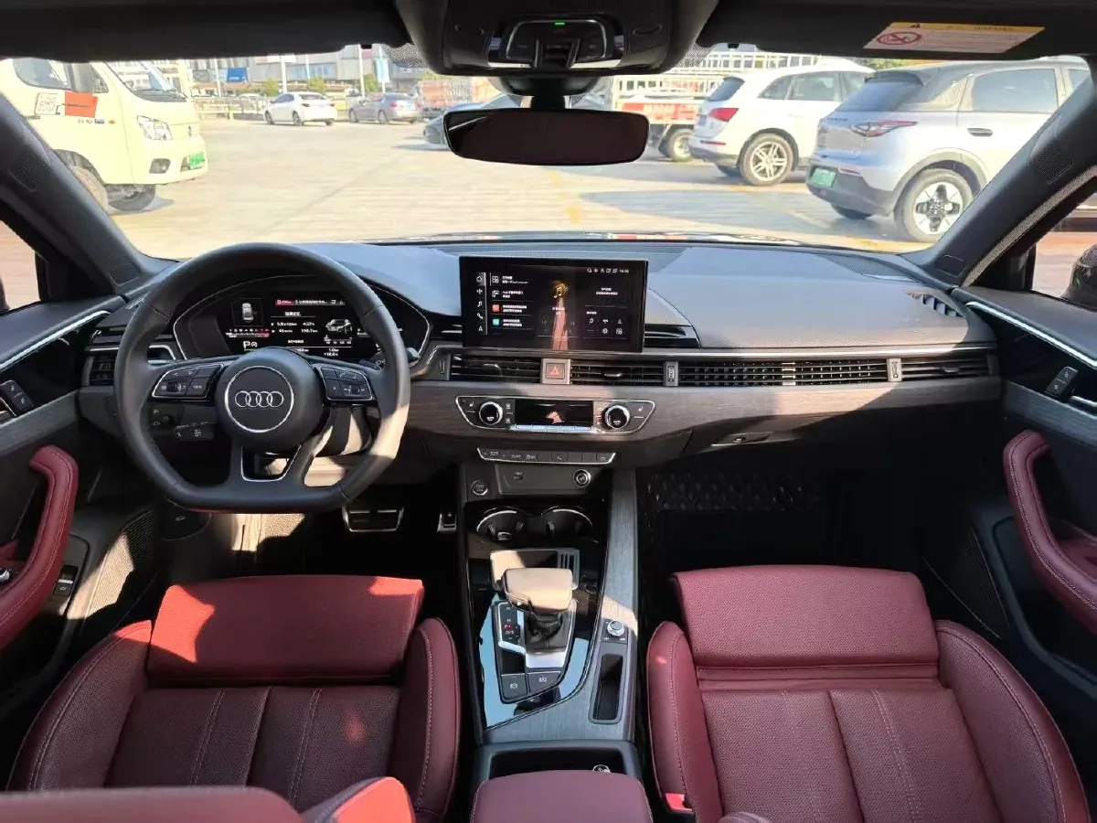 2023 Audi A4L 2.0T 190HP L4 7DCT,autocango,china used car exporter,china ev exporter,chinese used car exporter,chinese used ev exporter