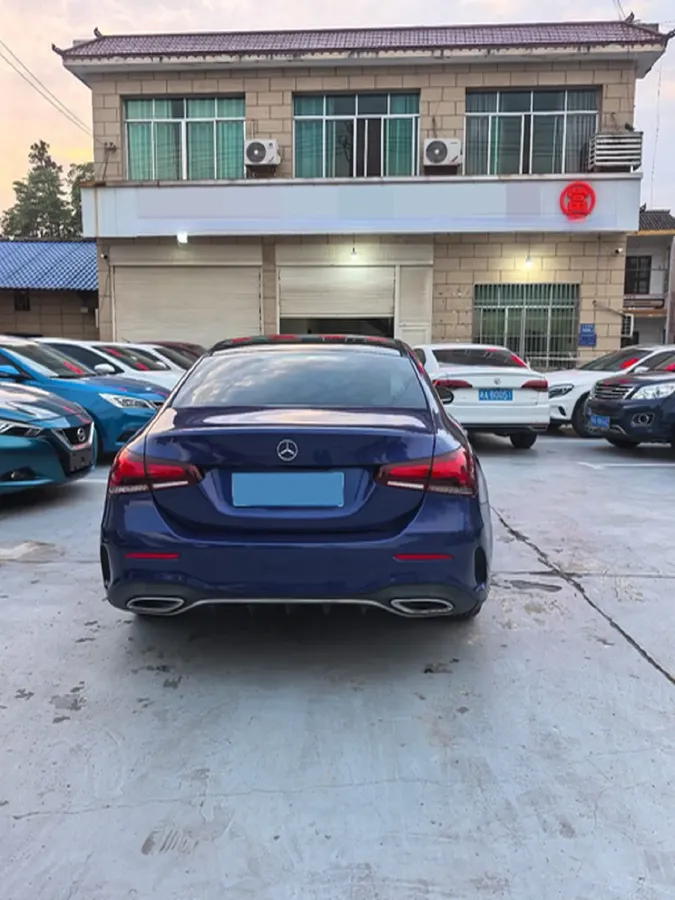 2020 Mercedes-Benz A Class 1.3T 163HP L4 7DCT,autocango,china used car exporter,china ev exporter,chinese used car exporter,chinese used ev exporter