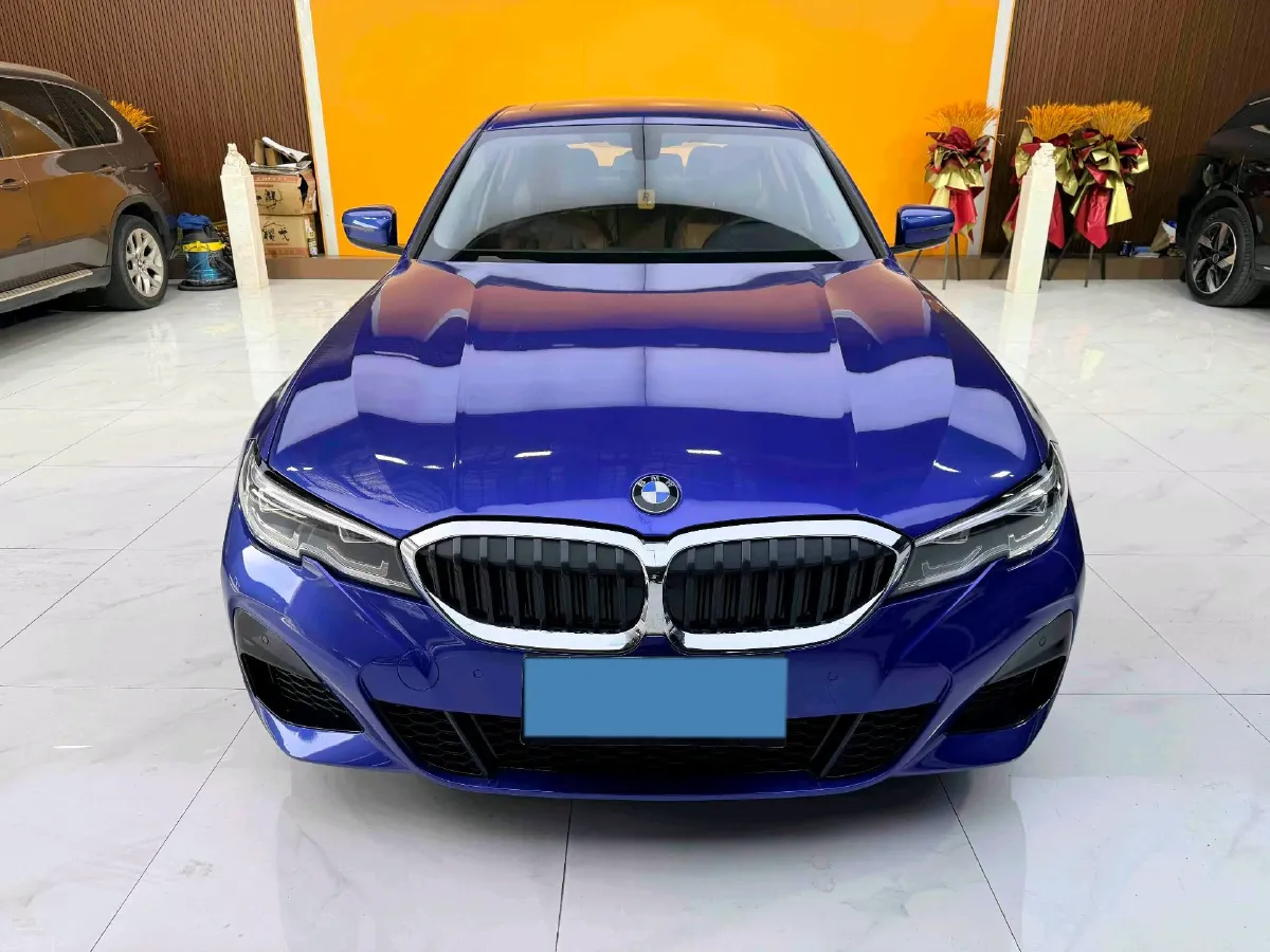 2020 BMW 3 Series 2.0T 156HP L4 8AT,autocango,china used car exporter,china ev exporter,chinese used car exporter,chinese used ev exporter