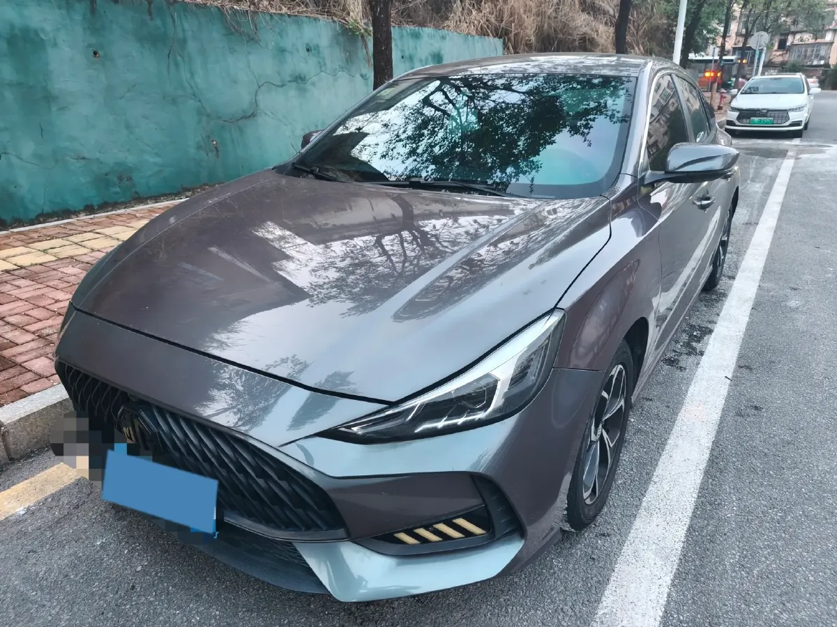 2021 MG 5 1.5L 120HP L4 5MT,autocango,china used car exporter,china ev exporter,chinese used car exporter,chinese used ev exporter