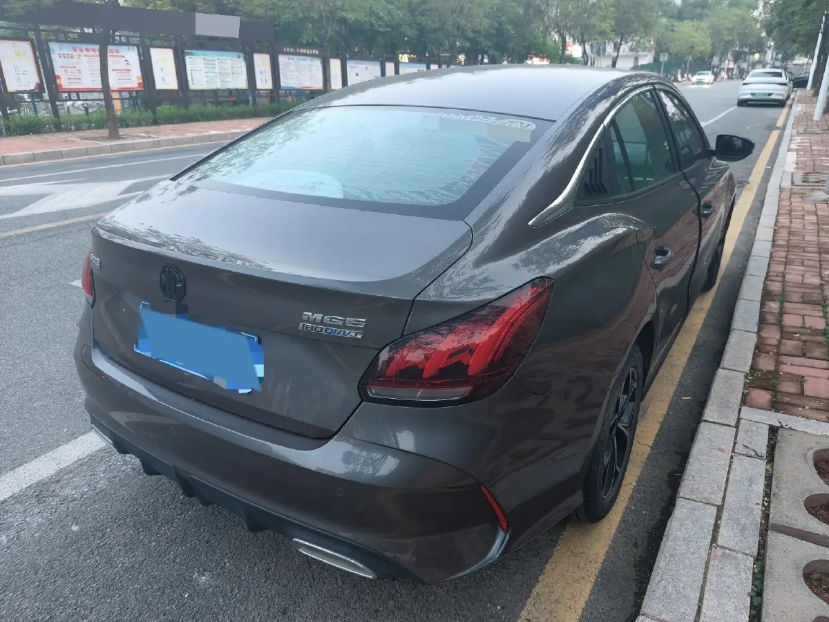 2021 MG 5 1.5L 120HP L4 5MT,autocango,china used car exporter,china ev exporter,chinese used car exporter,chinese used ev exporter