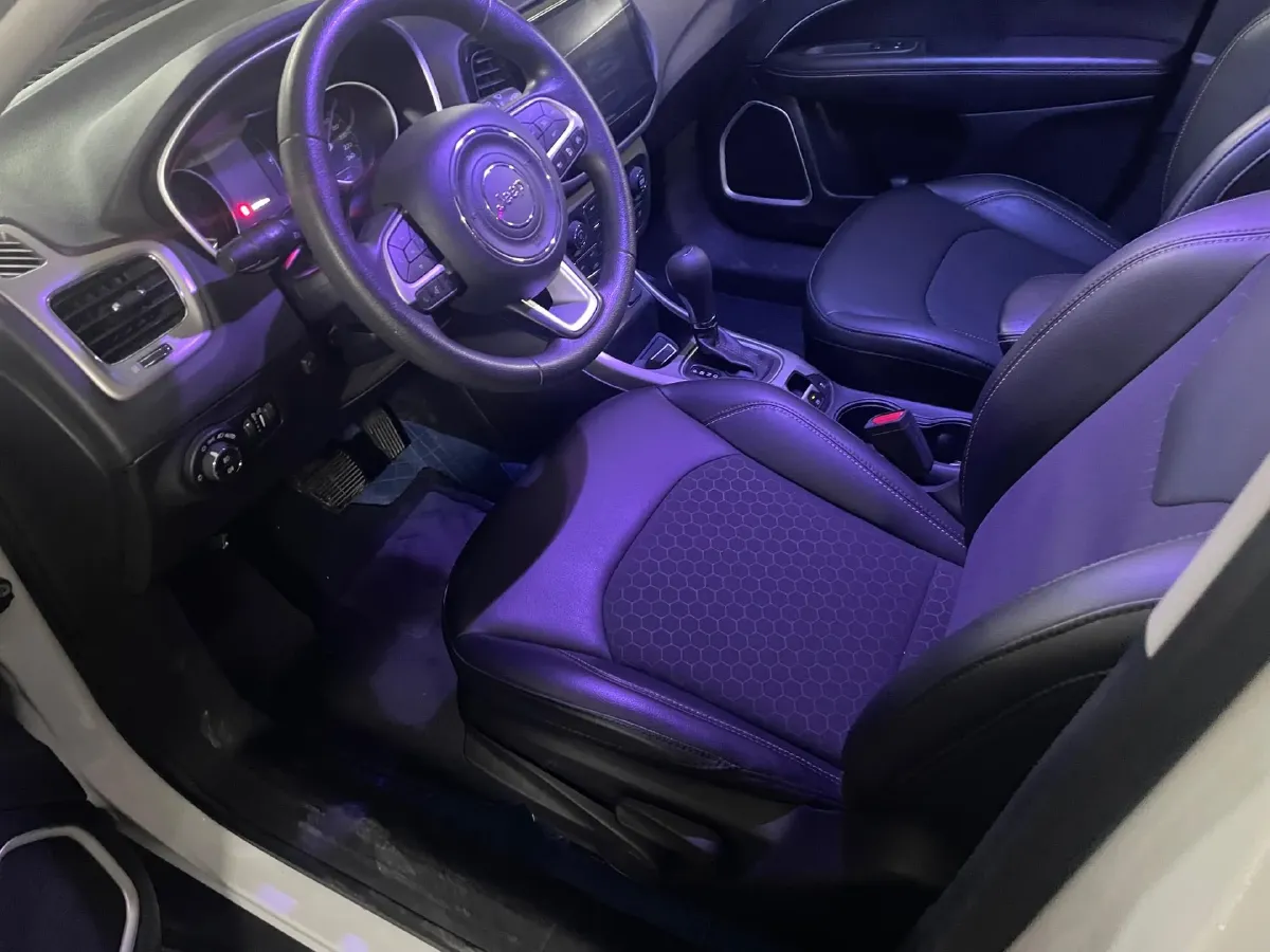 2020 Jeep Compass 1.3T 173HP L4 7DCT,autocango,china used car exporter,china ev exporter,chinese used car exporter,chinese used ev exporter