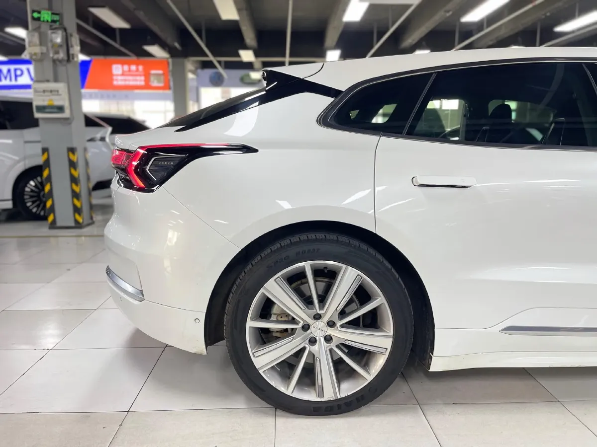 2022 Zeekr 001 BEV 100KWH,autocango,china used car exporter,china ev exporter,chinese used car exporter,chinese used ev exporter