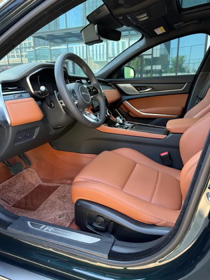 2023 Jaguar XFL 2.0T 250HP L4 8AT,autocango,china used car exporter,china ev exporter,chinese used car exporter,chinese used ev exporter