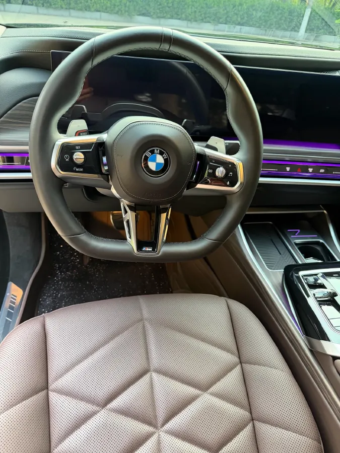 2023 BMW 7 Series 3.0T 272HP L6 8AT,autocango,china used car exporter,china ev exporter,chinese used car exporter,chinese used ev exporter