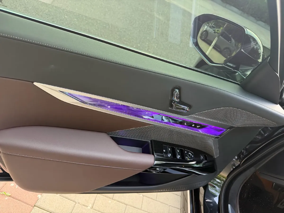 2023 BMW 7 Series 3.0T 272HP L6 8AT,autocango,china used car exporter,china ev exporter,chinese used car exporter,chinese used ev exporter