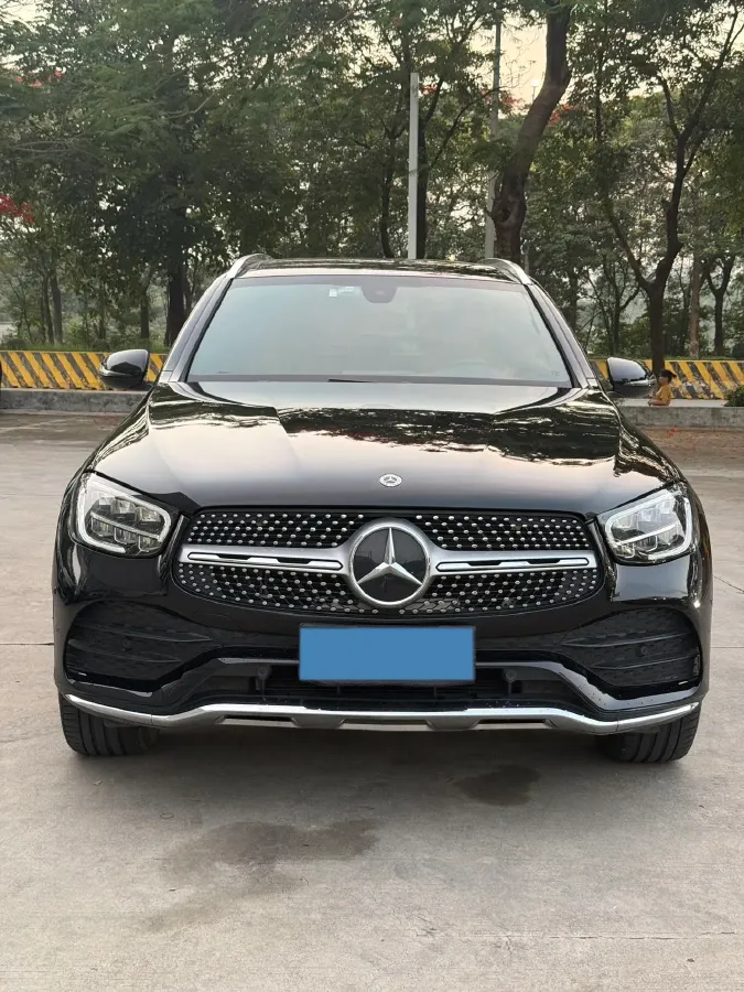 2022 Mercedes-Benz GLC Class 2.0T 197HP L4 9AT,autocango,china used car exporter,china ev exporter,chinese used car exporter,chinese used ev exporter