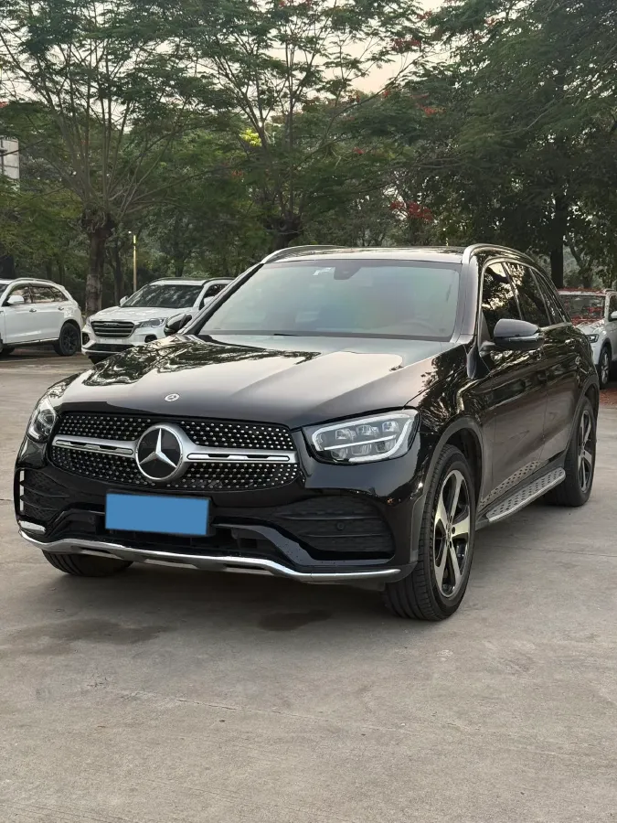 2022 Mercedes-Benz GLC Class 2.0T 197HP L4 9AT,autocango,china used car exporter,china ev exporter,chinese used car exporter,chinese used ev exporter